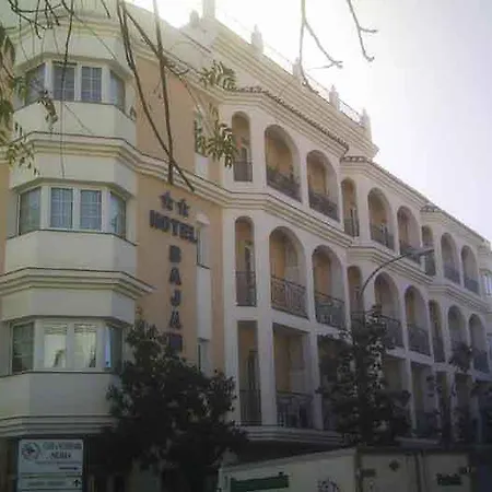 Bajamar Centro ホテル
