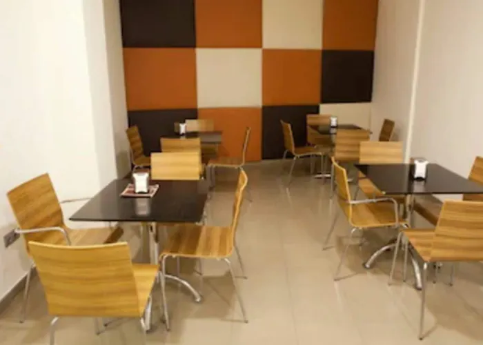 호텔 Bajamar Centro 2*