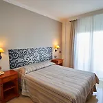 Hotel Bajamar Centro 2*