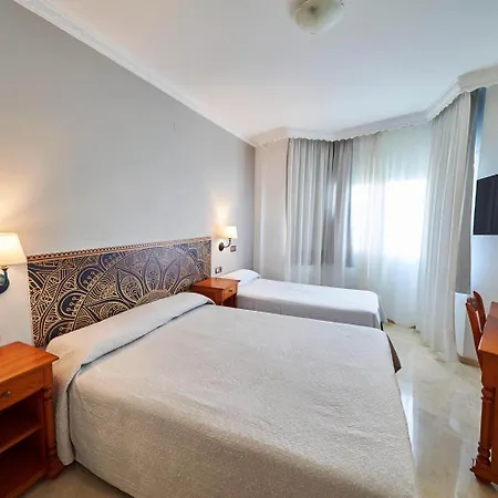 Hotel Bajamar Centro 2*