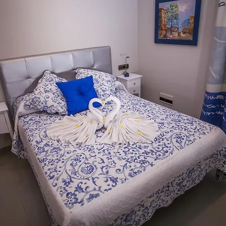Отель Bajamar Centro 2*