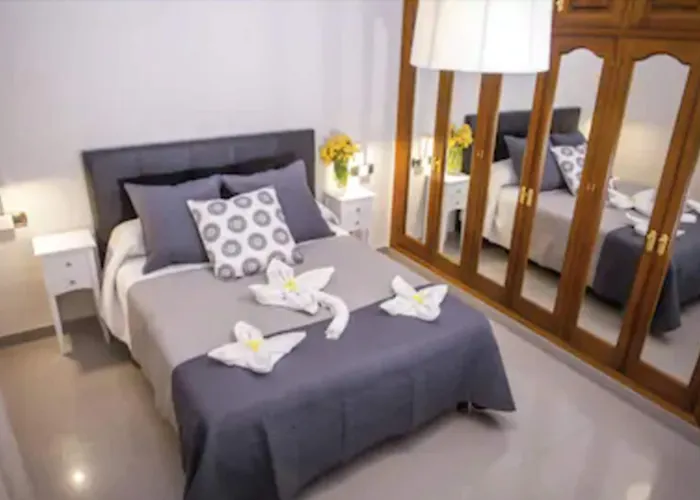 Hotel Bajamar Centro 2*