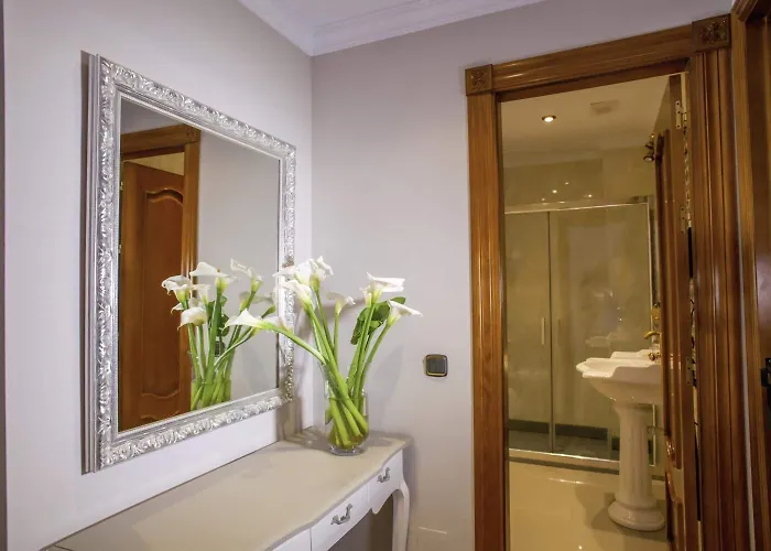 Bajamar Centro Hotel 2*