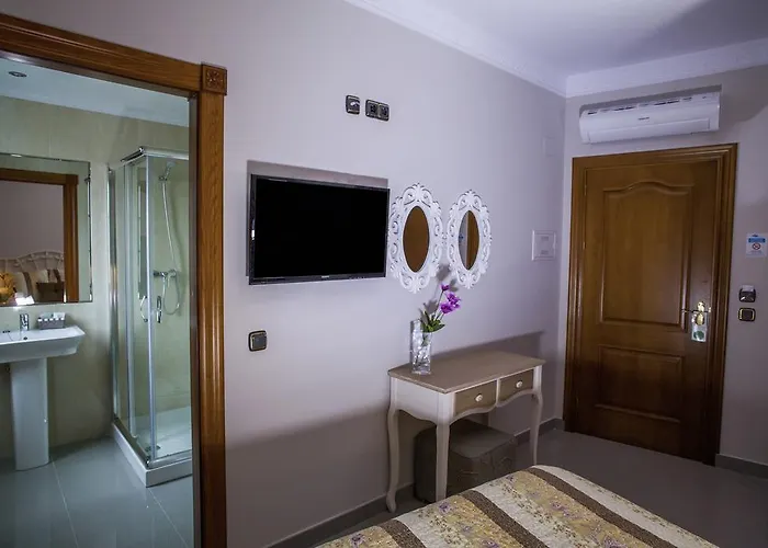 Bajamar Centro Hotel 2*