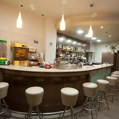 Bajamar Centro Hotel 2*