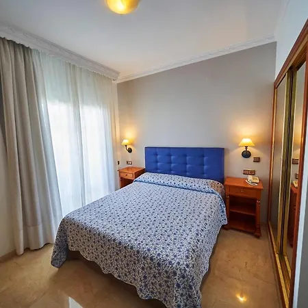 Hotel Bajamar Centro 2*