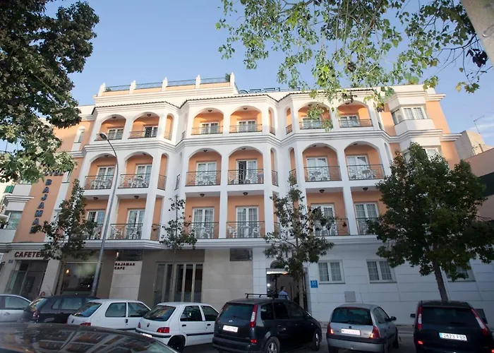 Bajamar Centro Нерха