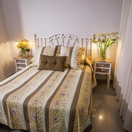Bajamar Centro نيرخا
